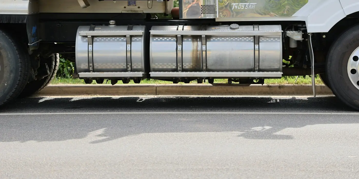 Réservoirs de carburant d'un camion